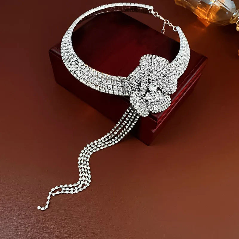 Rhinestone Multi Layered Flower Fringe Necklaces for Women Occidental Exquisite Temperament Advanced Personality Luxury Jewelry