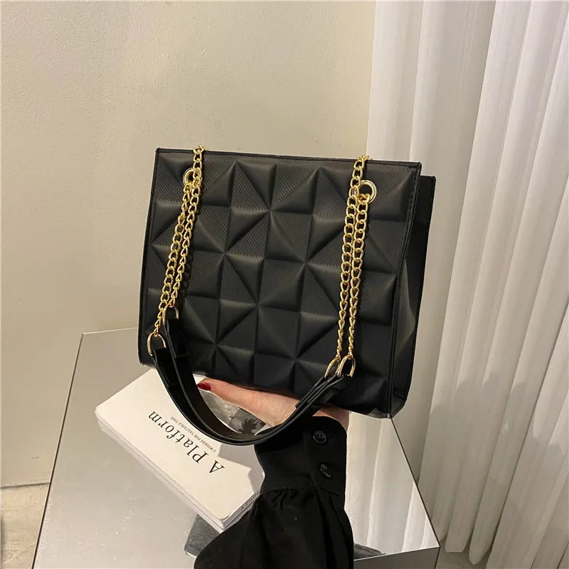 Ladies Fashion Large Capacity Chain Bag Retro Square Tote Bag Diamond Texture Shoulder Crossbody Daily Hundred Underarm Handbag