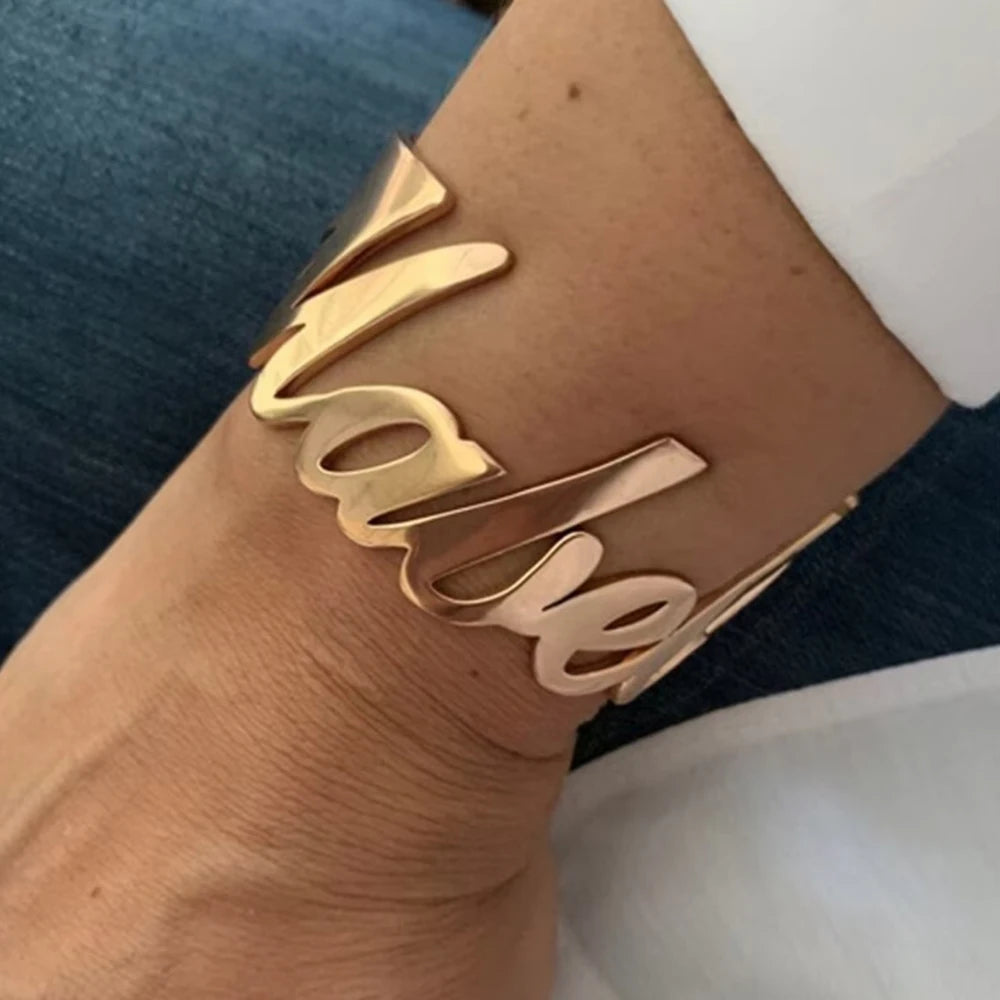 Personalized Name Women's Bracelet Stainless Steel Gold and Silver Bracelet Personalized Charm Bracelet Valentine's Day Gift