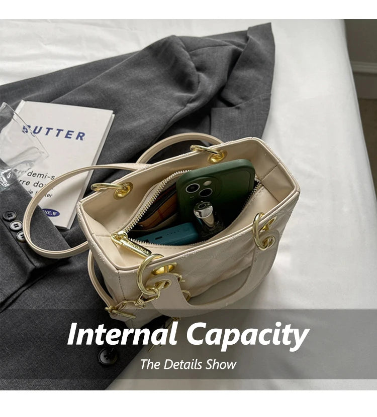 Quilted Pattern Solid Color Pu Handbag With Pendant Decoration, Versatile Noble Women's Crossbody Bag, Fashionable Handbag