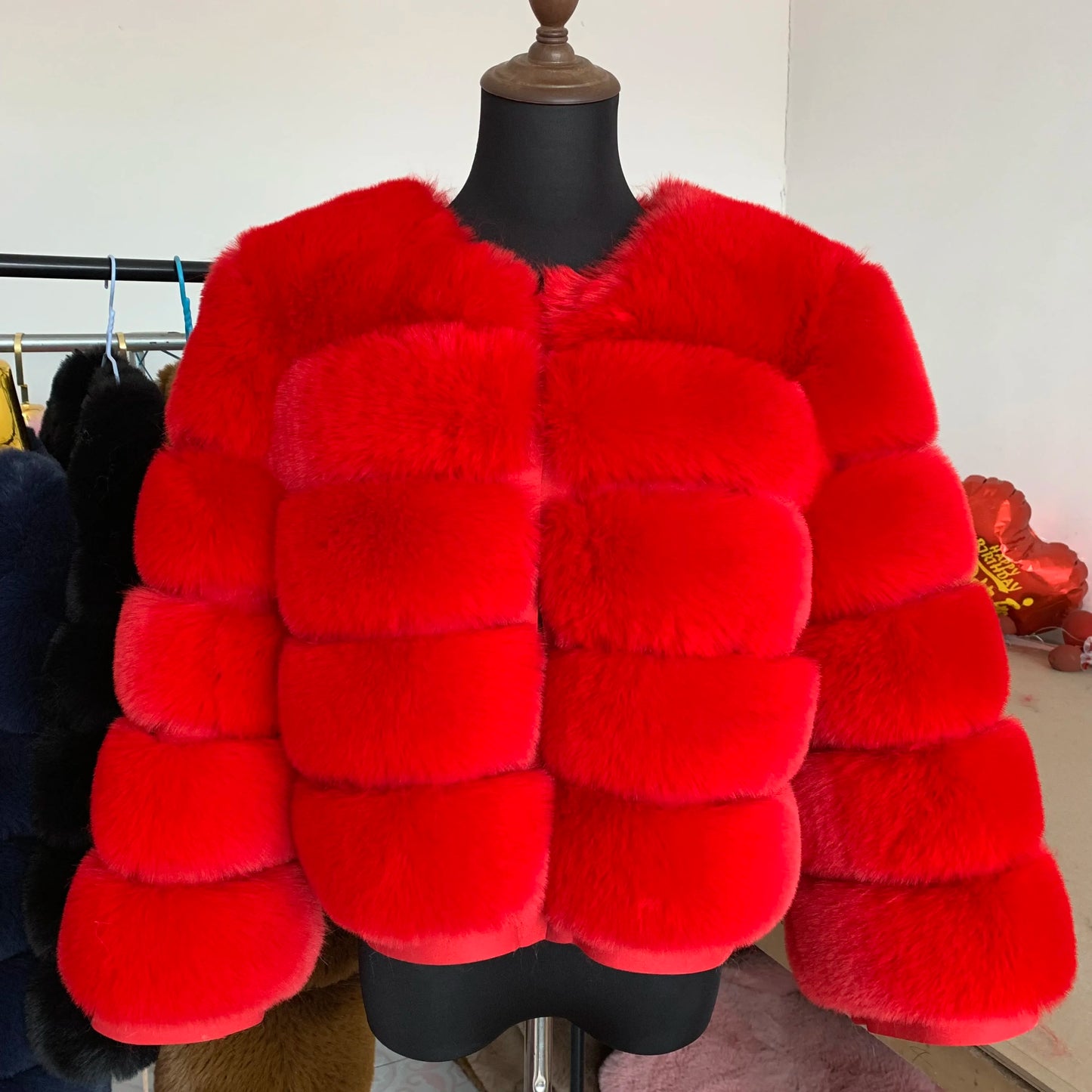Damenmode Kunstpelzmantel superheiß Herbst Winter Damen kurze Kunstfuchsjacke flauschig hohe Qualität 7XL Damen Pelzmäntel
