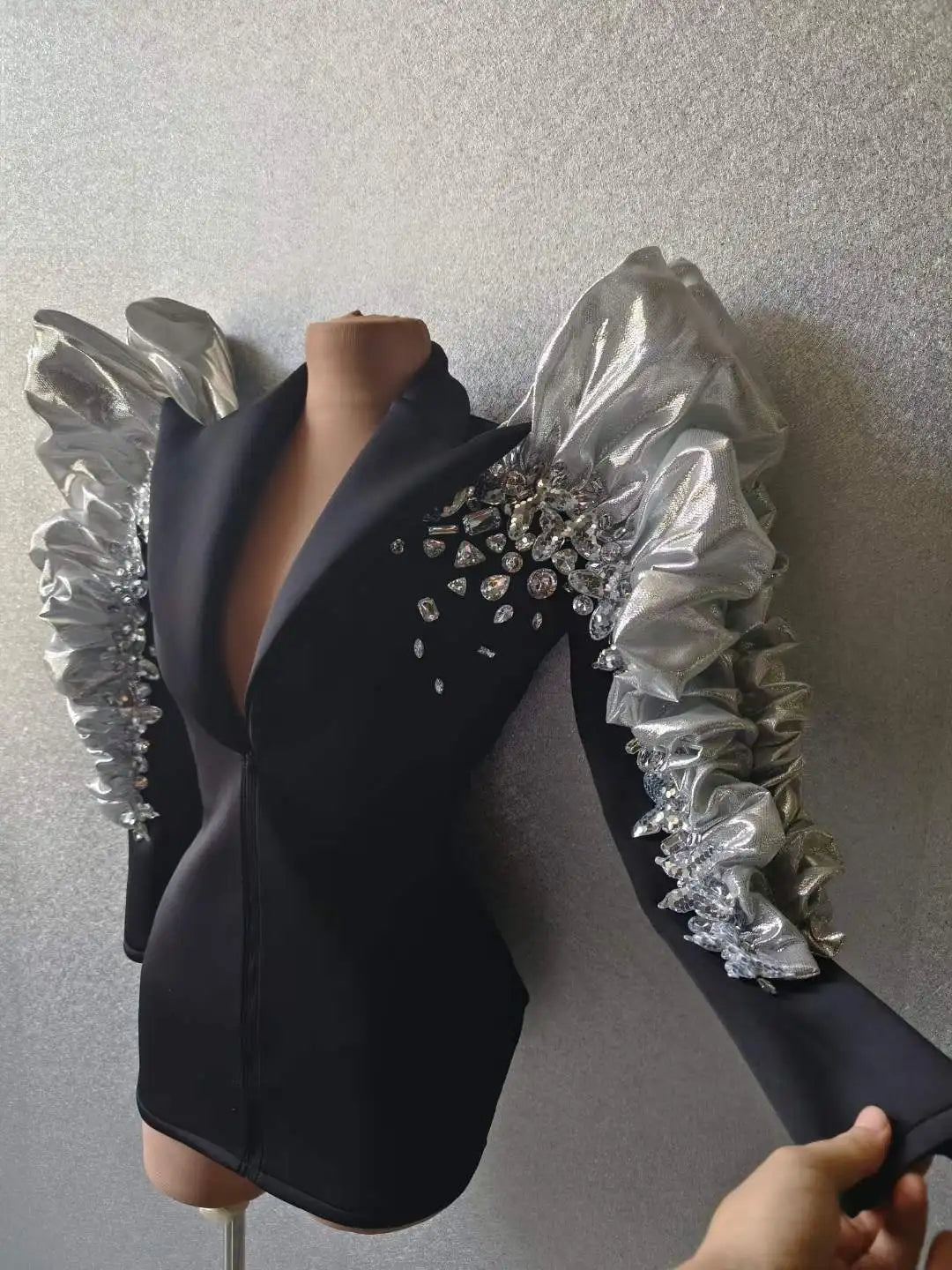 Sparkly Sequins Rhinestones Big Sleeves Black Jacket Sexy Singer Dancer Nightclub Jazz Dance Costume Performance Show Stage Wear