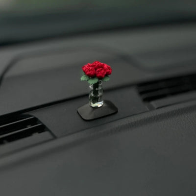 Dainty roses car center console window ornament mini cure car accessories ladies car personality beautiful interior ornaments