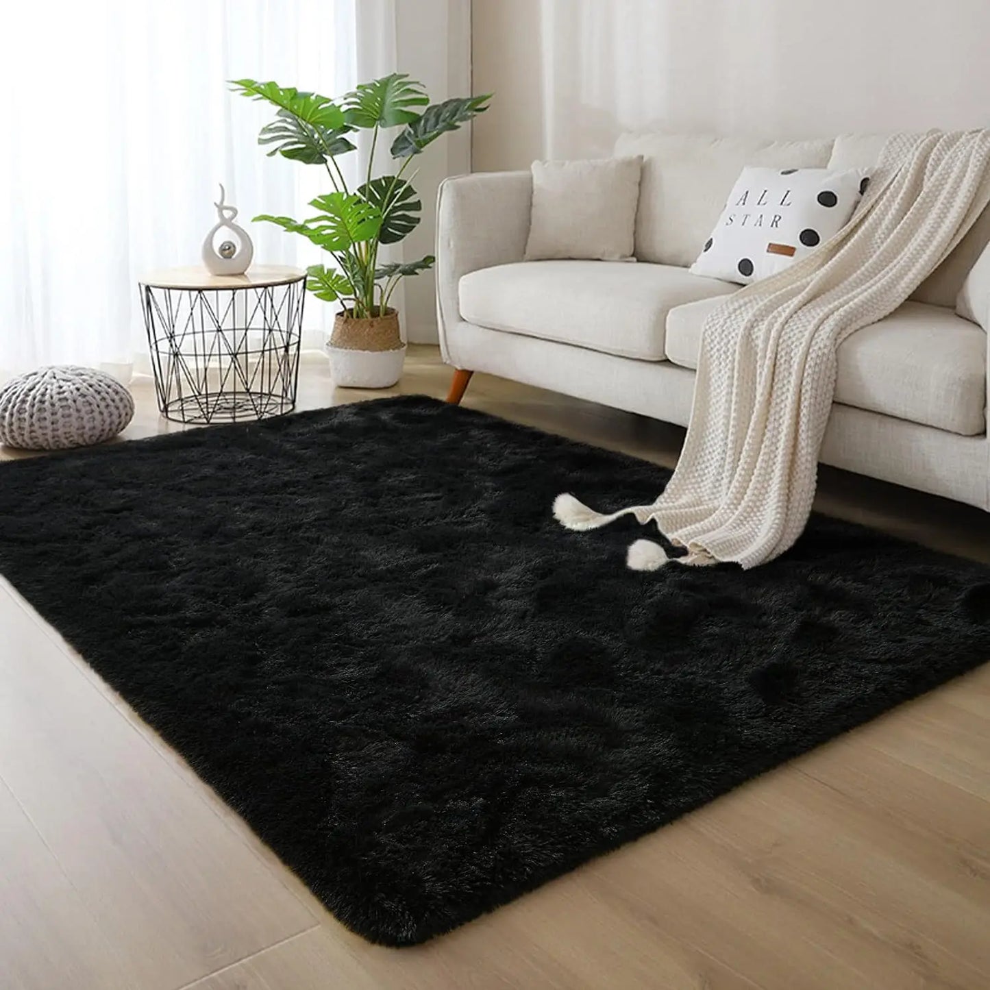 Fluffy Bedroom Rug Carpet Shaggy Fuzzy Rugs for Bedroom Thick Black Area Rugs for Living Room Rugs  for Girls Boys