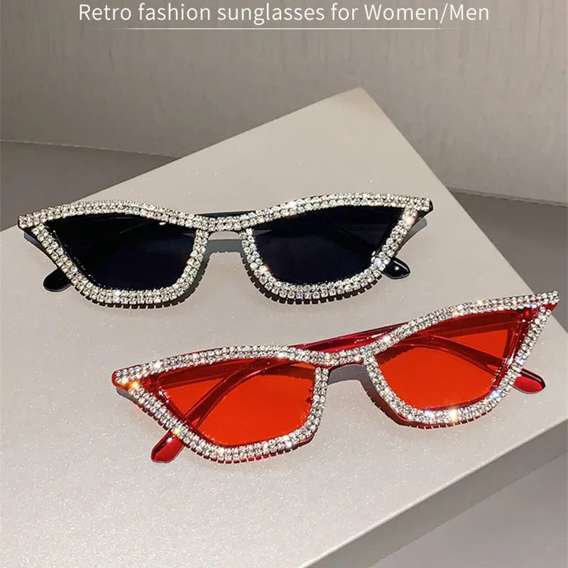 KLASSNUM Luxury Cat Eye Sunglasses Women Men Fashion Diamond Triangle Brand Designer Glitter Sun Glasses UV400 Shades Eyeglasses