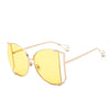 Fashion Model Ocean Yellow Square Sunglasses Women Luxury Brand Oversized Shades Pearl Chic Sun Glasses For Female Men Oculos