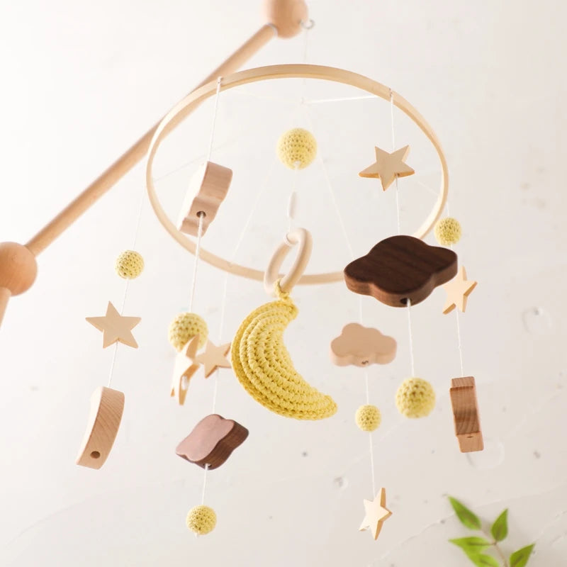Crib Mobile Bed Bell Wooden Baby Rattles Soft Felt Cartoon Animal Bed Bell Newborn Music Box Hanging Toy Crib Bracket Baby Gifts