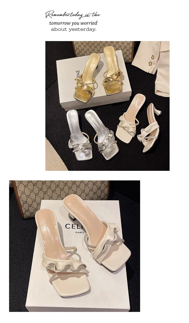 2024 Summer New Velcro Casual Roman Beach Sandals Plus Size 36-43 Thick Soled Outer Wear Sandals
