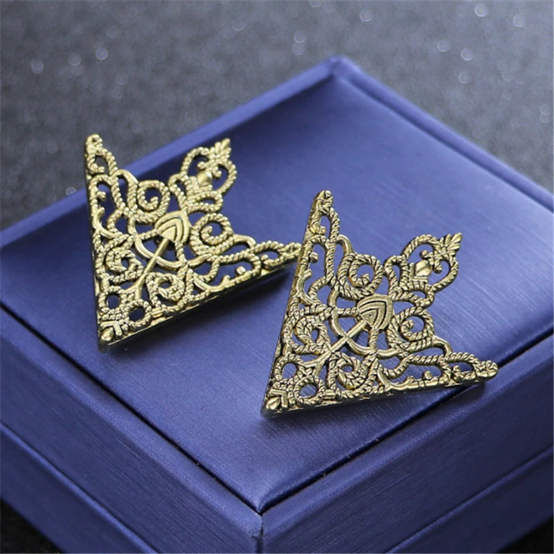 Fashion Gentleman Tassel Brooch For Men Suit Shirt Collar Triangle Wings Chain Lapel Pin Metal Retro Wedding Accessories