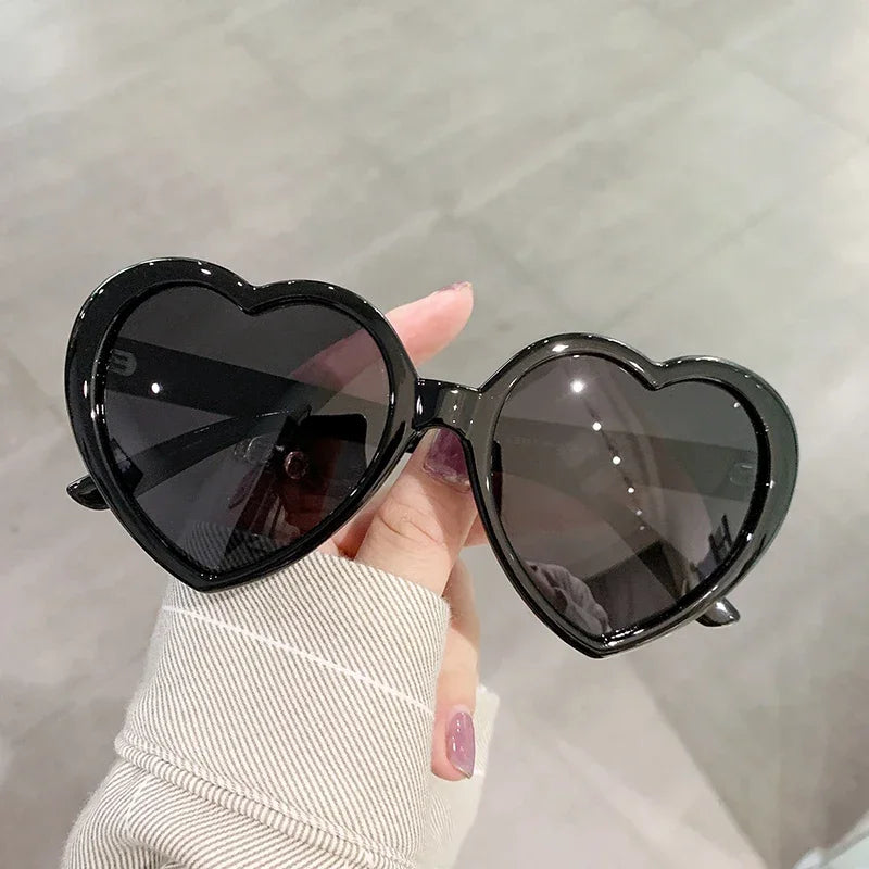 New Love Heart Shaped Polarized Sunglasses Women Fashion Cute Retro Vintage Gradient Sun Glasses UV400 Protection Unisex Eyewear