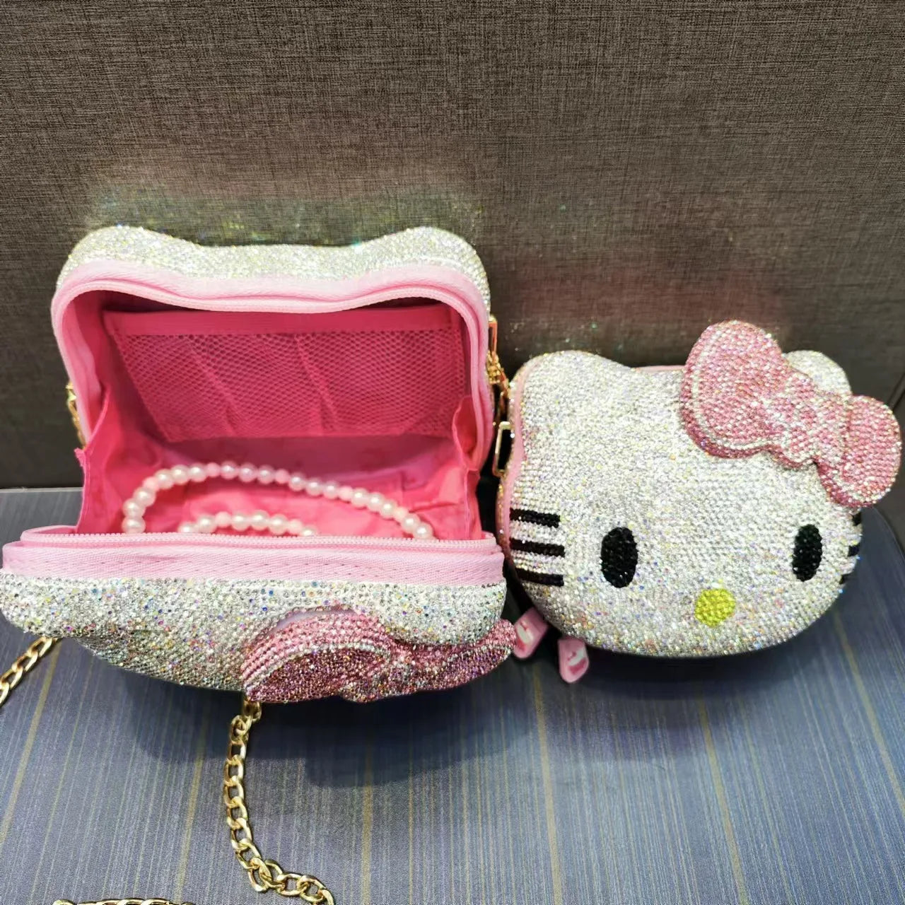 Hello Kitty Diamond Bag Sanrio Cute Cartoon lipstick bag  Fashion Girl Messenger Bag Handmade Diamond Inlaid Handbag Girl Gifts