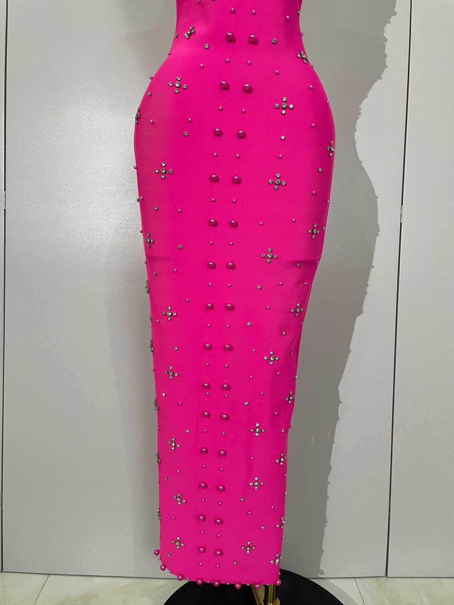 2025 Luxury Shining Diamonds Pearls Sleeveless Bodycon Bandage Long Dress Women Celebrate Evening Party Elegant Birthday Gowns