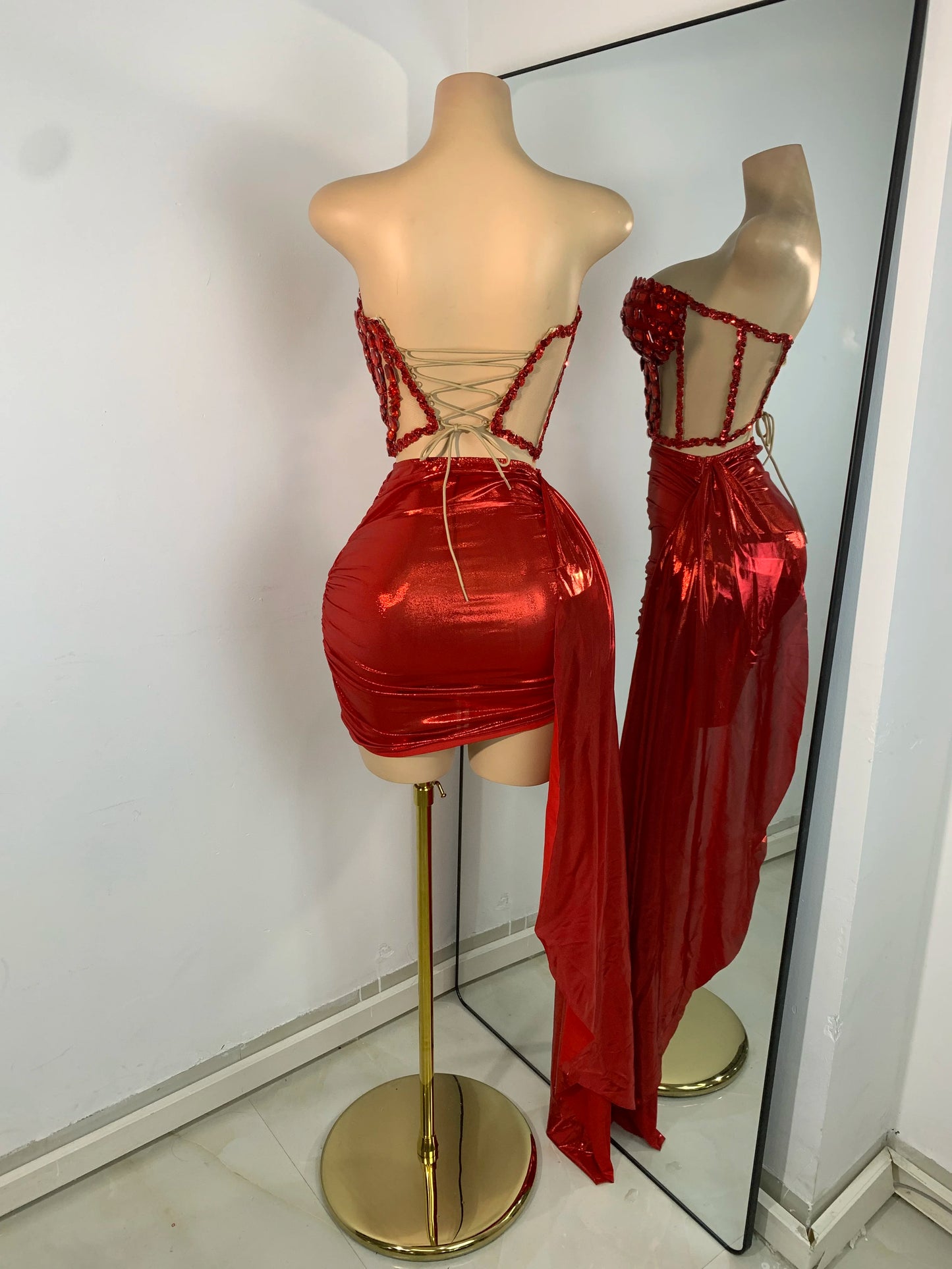Sparkly Red Diamonds Asymmetrical Two Pieces Dress Design 2025 Women Sexy Strapless Top Skirt Suits Dance Performance Outfit