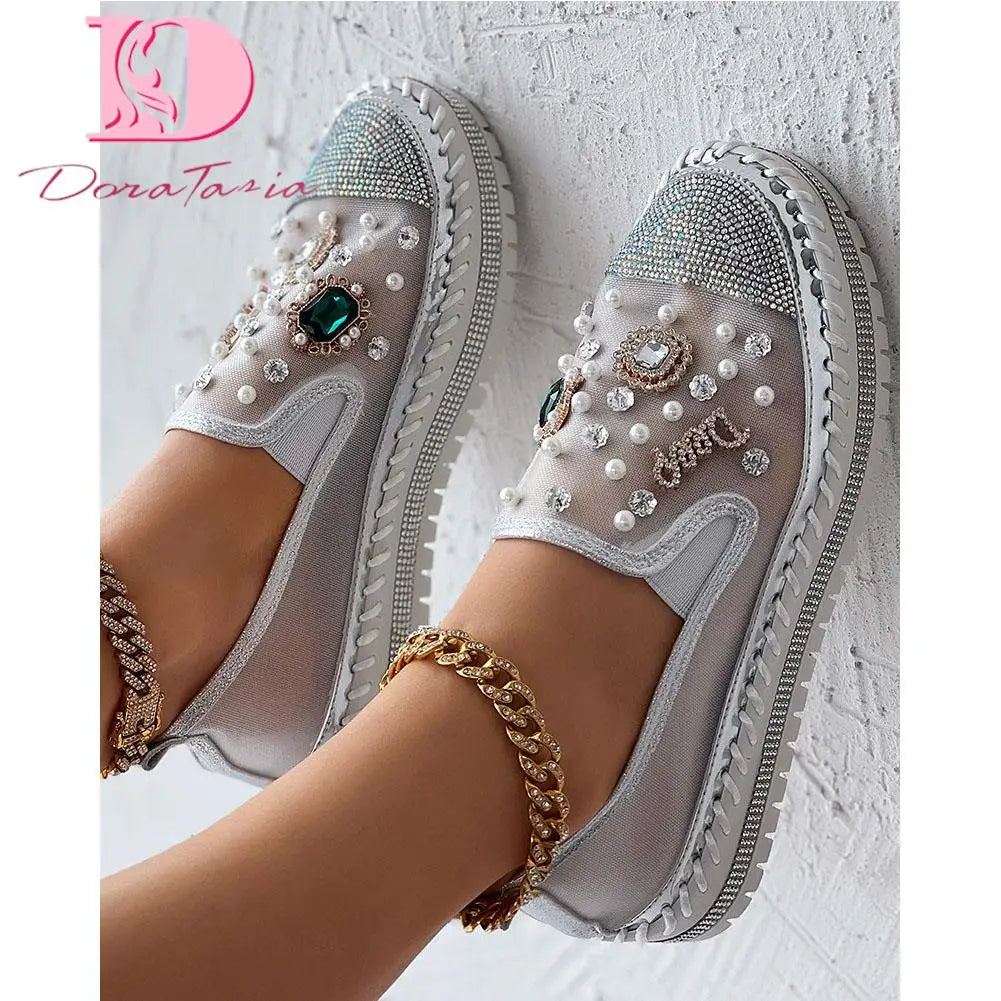 Big Size 43 Brand New Ladies Platform Loafers Fashion Rhinestonen Pearl Solid women's Sneakers Casual Spring Autumn Women Shoes