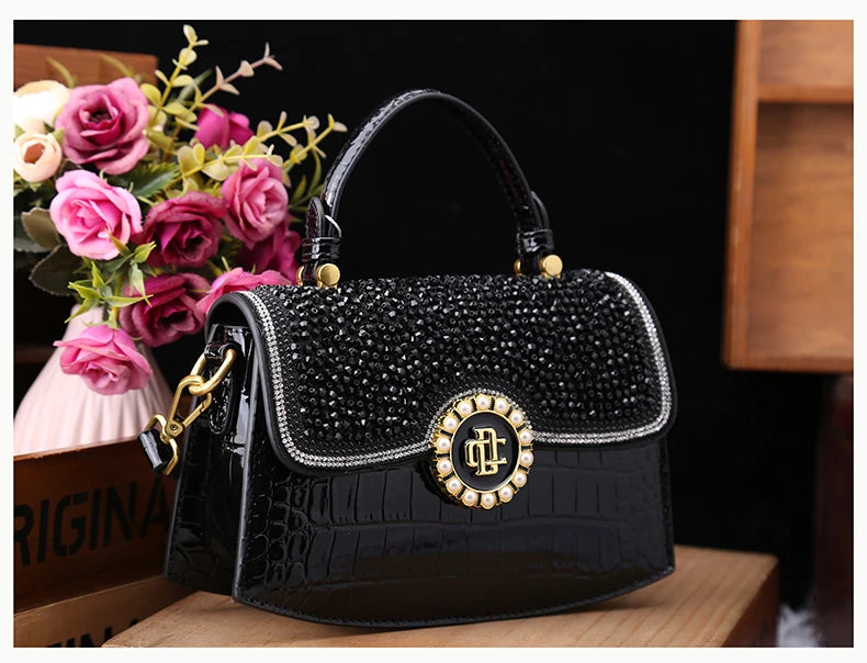 Fashion Diamonds Women Handbags 2023 Red Genuine Leather Lady Shoulder Messenger Bag Crocodile Pattern Portable Shell Tote Bags
