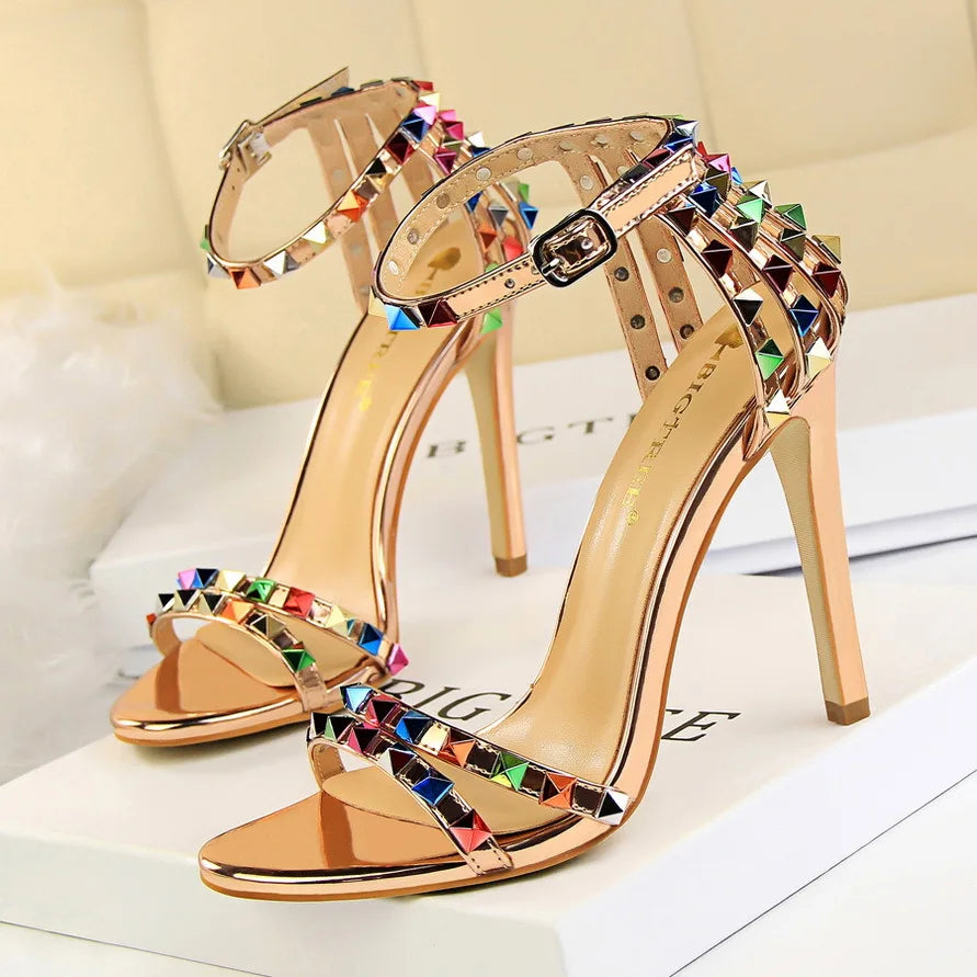 Summer Women Roman High Heels Rivets Studded Sandals Stiletto Gladiator Pumps Open Toe Luxury Shoes Hollow One-word Buckle 267-2