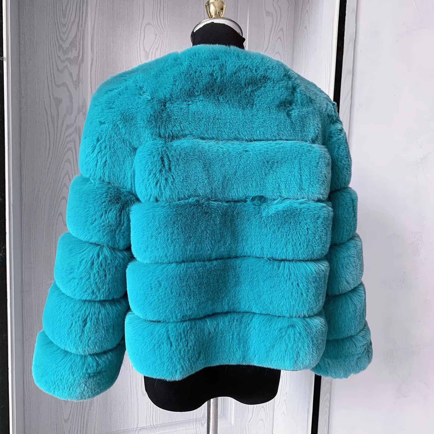 Damenmode Kunstpelzmantel superheiß Herbst Winter Damen kurze Kunstfuchsjacke flauschig hohe Qualität 7XL Damen Pelzmäntel