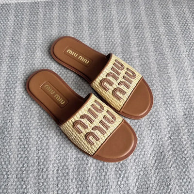 Designer Women's high quality flat leather non-slip slippers Summer triangle printed slippers Comfortable casual beach sandals