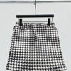 Qianniao style elegant elastic waist half skirt, hip hugging high waist short skirt