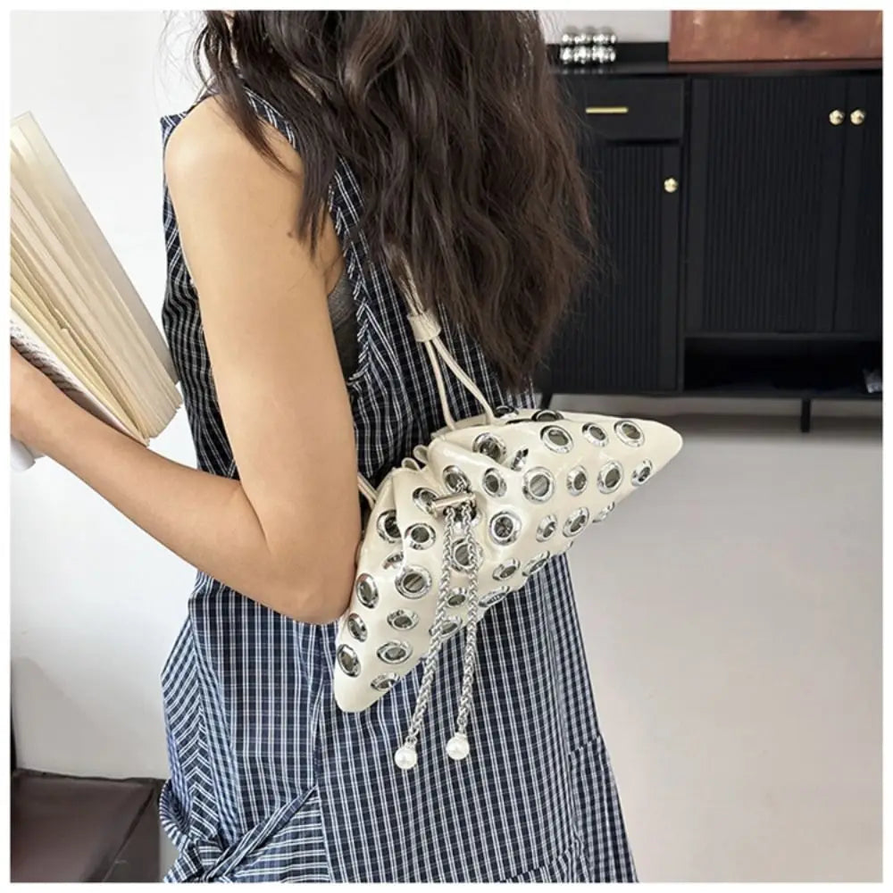 Portable Metal Stud Rivet Shoulder Bag Spicy Girl Chain Y2k Underarm Bag Punk Style Handbag Drawstring Crossbody Bag Daily