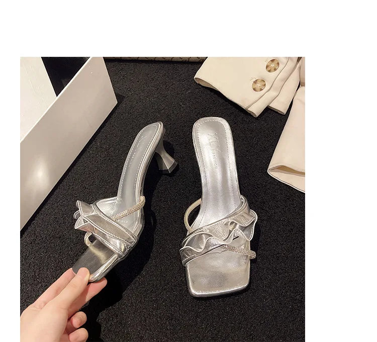 2024 Summer New Velcro Casual Roman Beach Sandals Plus Size 36-43 Thick Soled Outer Wear Sandals