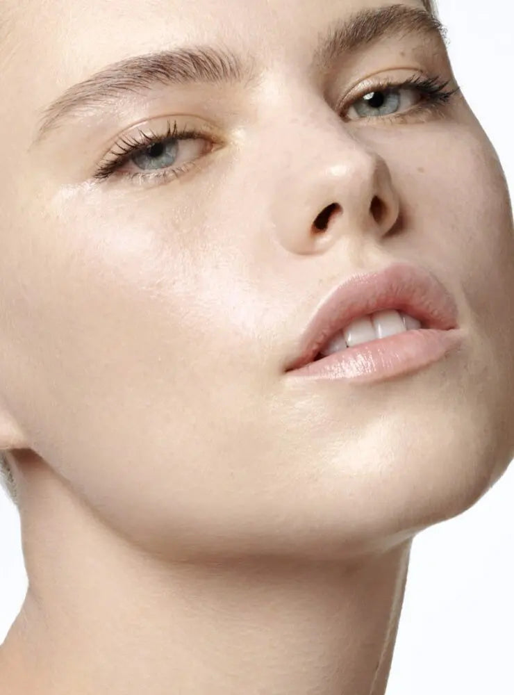 YSL Saint Laurent Cushion Foundation - Long-wear, Full Coverage, Hydrating & Silky Finish | Ultimate Birthday Gift