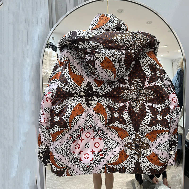 2023 European Station Winter New Down Jacket Women's Warm Fashion Short Color Patchwork Graffiti thick White Duck Down Coa