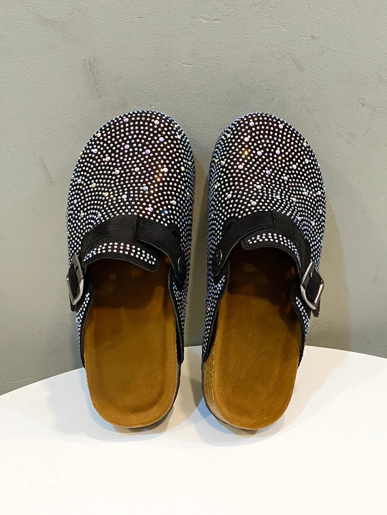 Crystal Chunky Outdoors Slippers Shoes Summer Clogs Woman House Slippers Pantofle Luxury Slides Med Beach Designer Flip Flops
