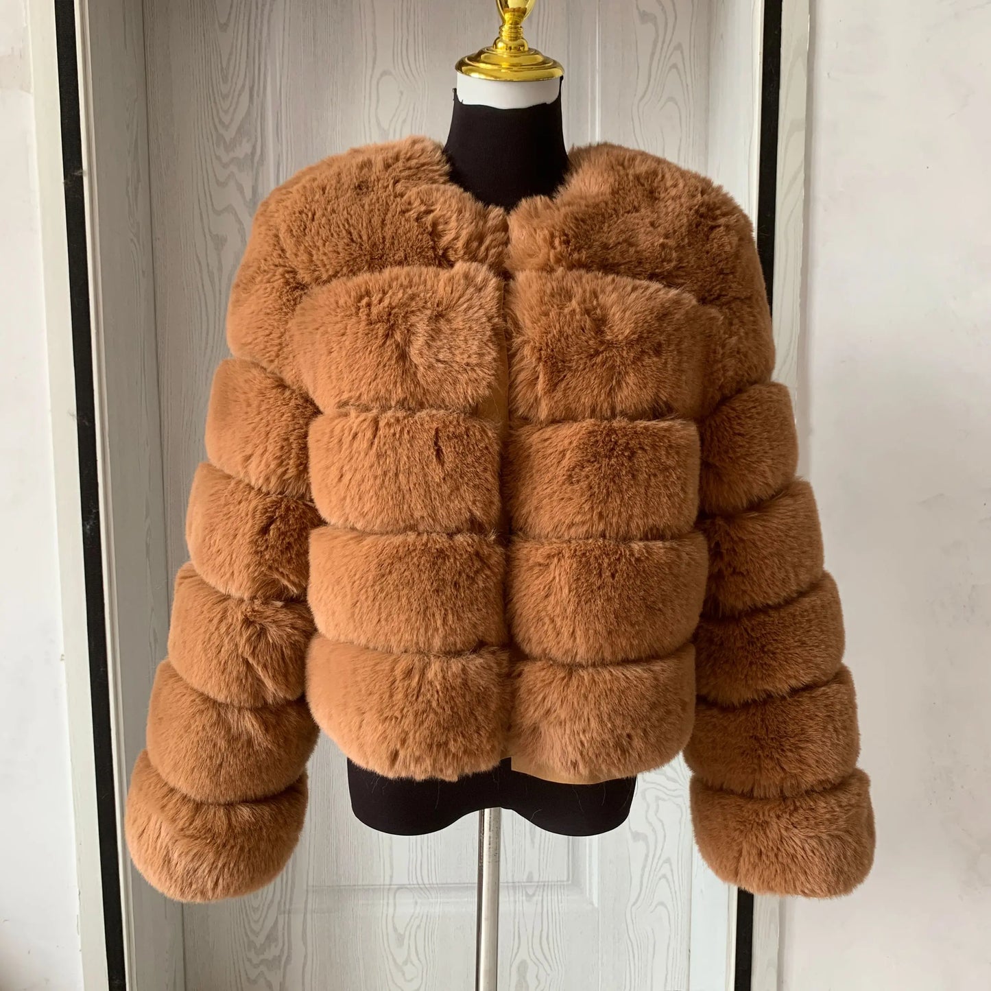 Damenmode Kunstpelzmantel superheiß Herbst Winter Damen kurze Kunstfuchsjacke flauschig hohe Qualität 7XL Damen Pelzmäntel
