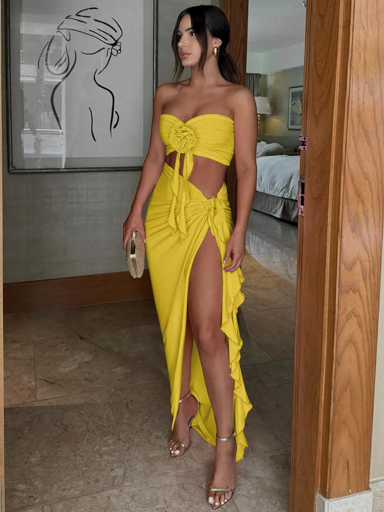 Hugcitar Fashion 2 Pcs Sets Strapless Tie Flower Draped Sexy Crop Tank Top Slit Tassel Maxi Skirt Women Outfit Festival Party