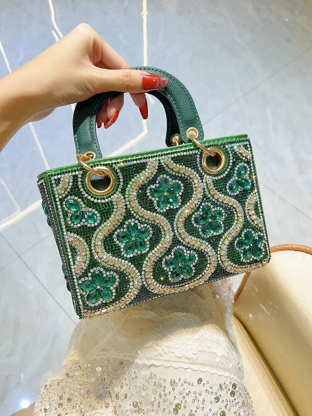 Luxury Women's Evening Bag Handmade Shiny Diamond Decoration Fashion Crossbody Shoulder Bags Women Handbags for Wedding Party