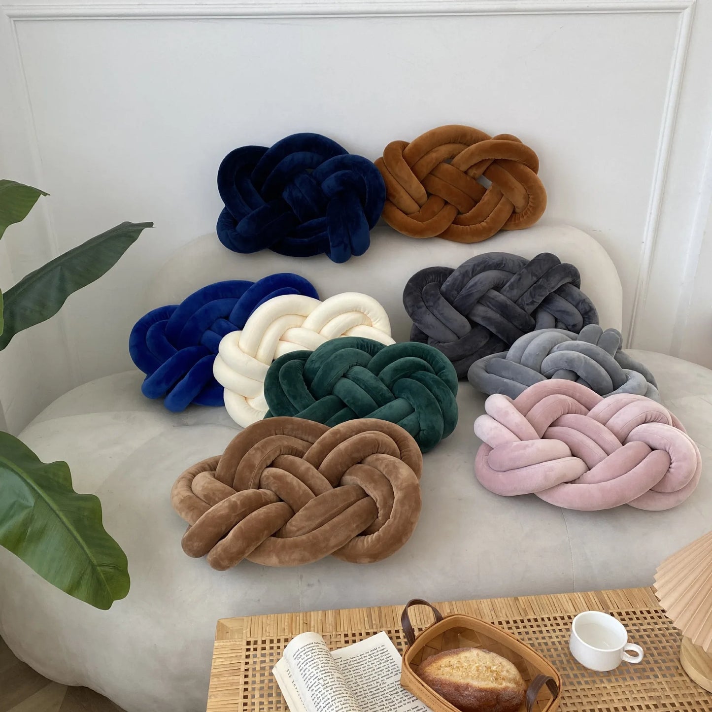 Inyahome Handmade Knot Throw Pillows for Couch Soft Decorative Knotted Comfort Pillow Cushion for Home Sofa Bedroom Decor Blue