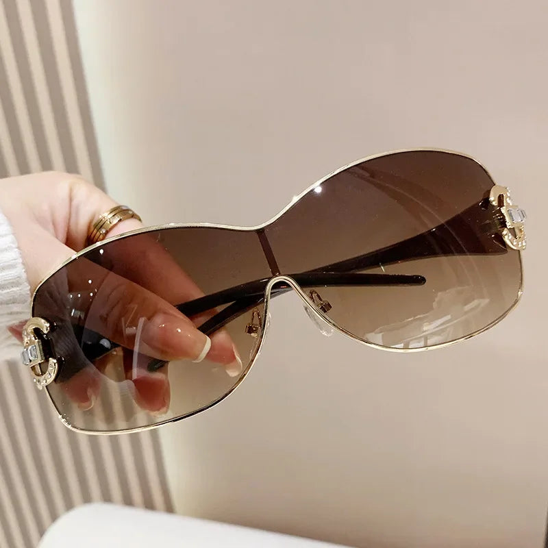 New Fashion Y2K Sunglasses Women's Integrated Surround Sun Glasses Retro Brand Designer Women Eyewear UV400 Oculos De Sol