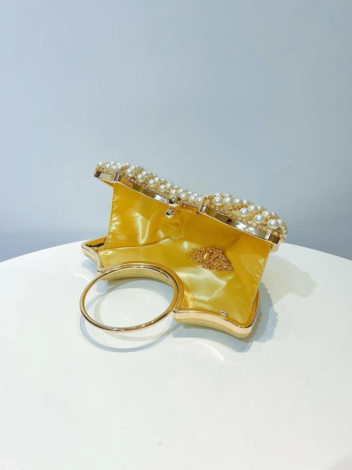Luxurious Design Sparkling Banquet Clutch Bag Fashion Pearl inlay Wedding Handbag Lady Chain Shoulder Bag New Clutch Purse