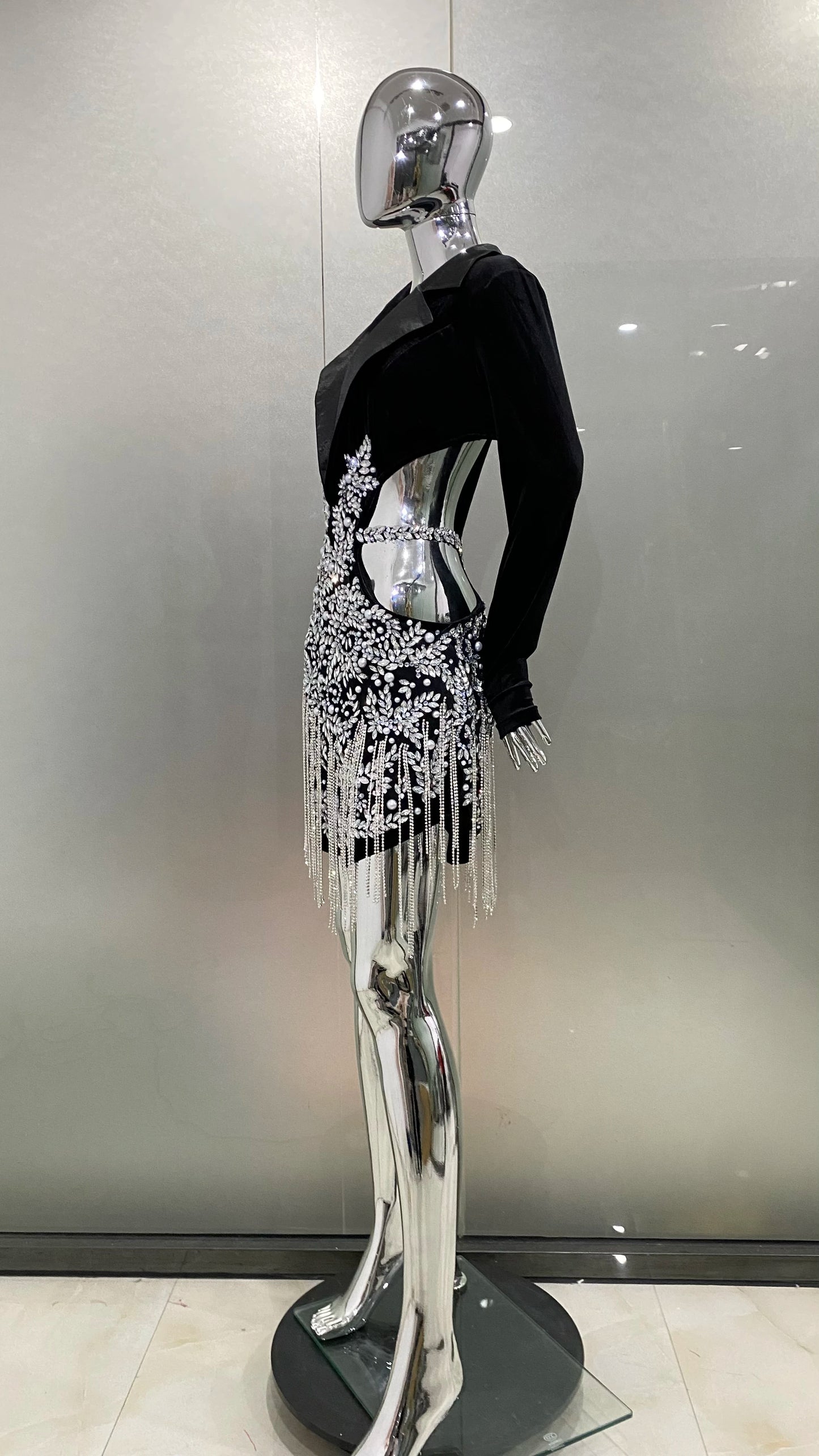 2024 Luxury Diamonds Tassel Sexy hollow Out Notched Black Mini Dress Woman Evening Party Vestido Celebrate Club Party Outfit