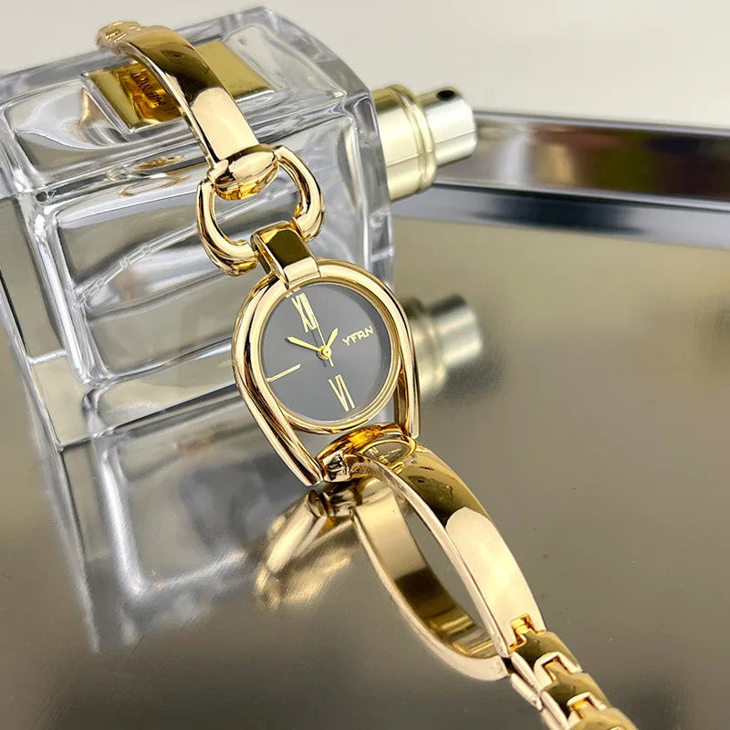 Minimalist Niche Women's Quartz Wrist Watches Stainless Steel Strap Small Dial Fashionable Exquisite Quartz Watch for Women