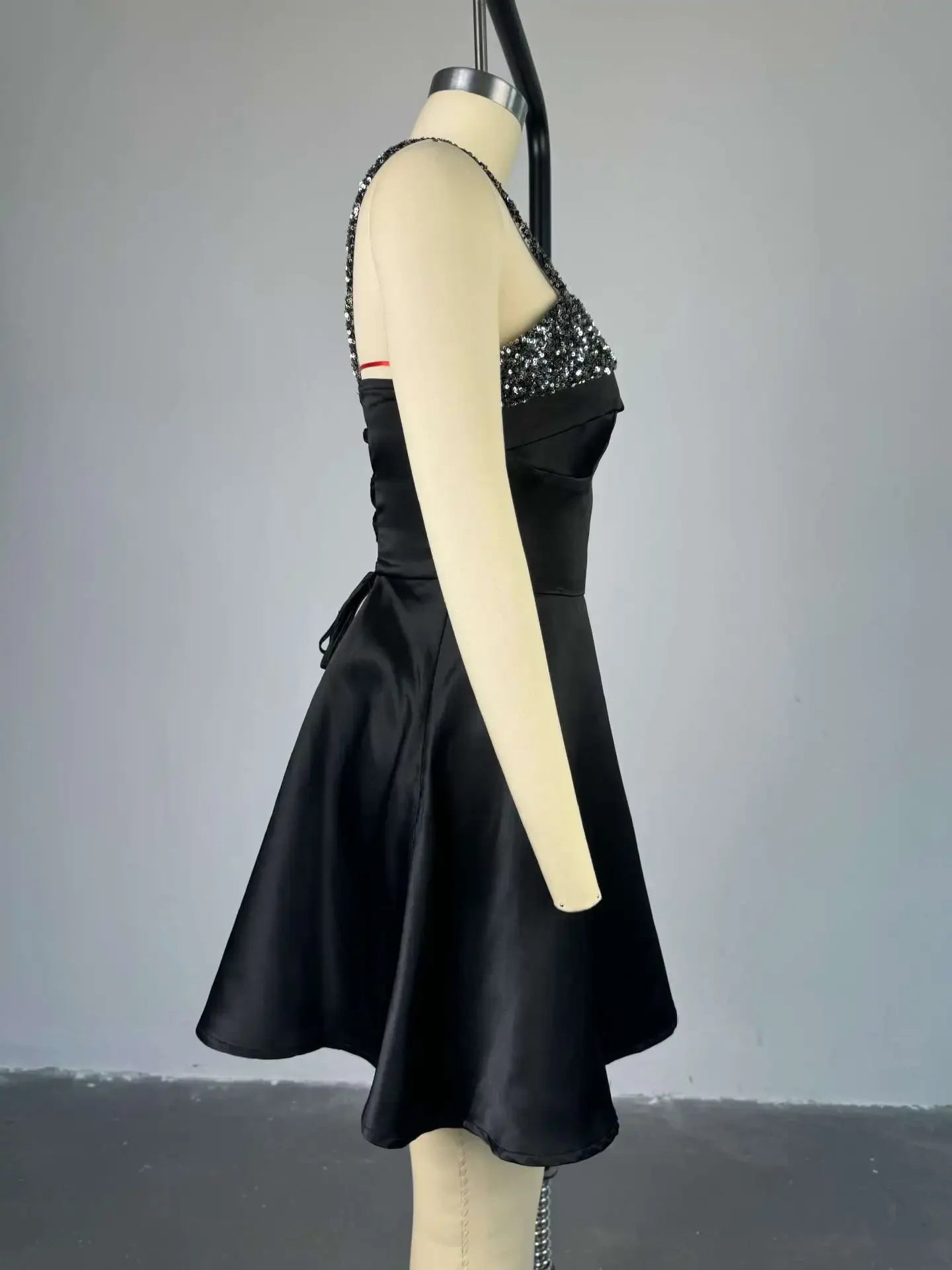 CPSYMYM  Sequins Patchwork Dress Women Shiny Shoulder Straps Sexy Backless Ruffles Hem Midnight Banquet Party Elegant Outfits
