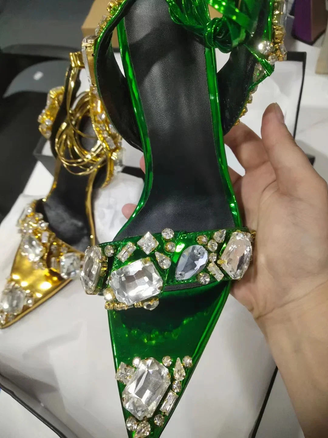 2024 Luxury Rhinestone Pointed Sandals Prom Super High Heel Sandals Slim Heel Dress Show Sandals Oversized 34-43 Women's Shoes