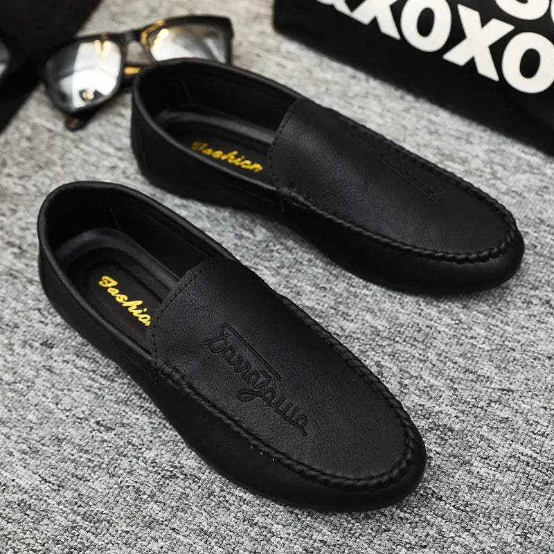 Men Casual Shoes 2024New Men's Loafers Comfortable Flat Casual Shoes Men Breathable Moccasins Slip-On Soft Leather Driving Shoes