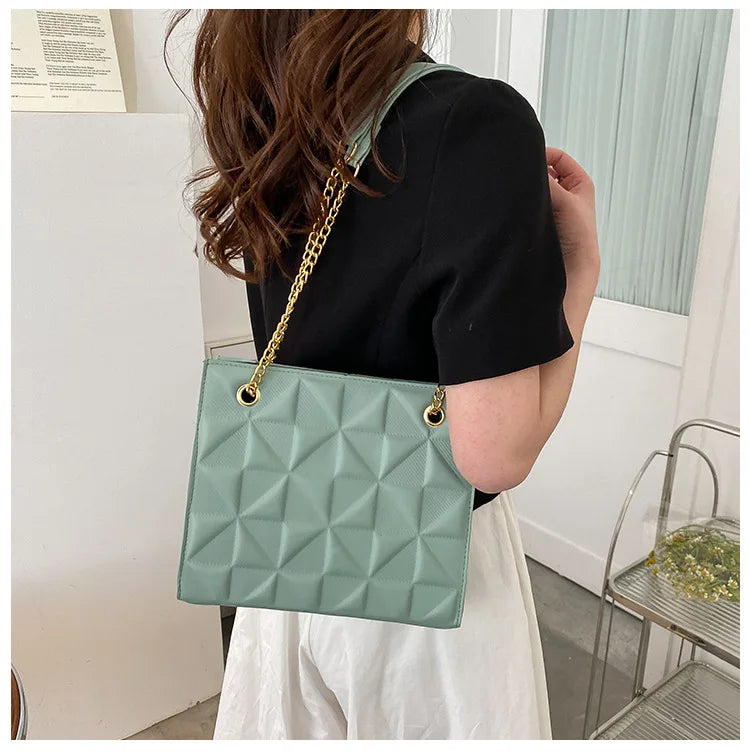 Ladies Fashion Large Capacity Chain Bag Retro Square Tote Bag Diamond Texture Shoulder Crossbody Daily Hundred Underarm Handbag