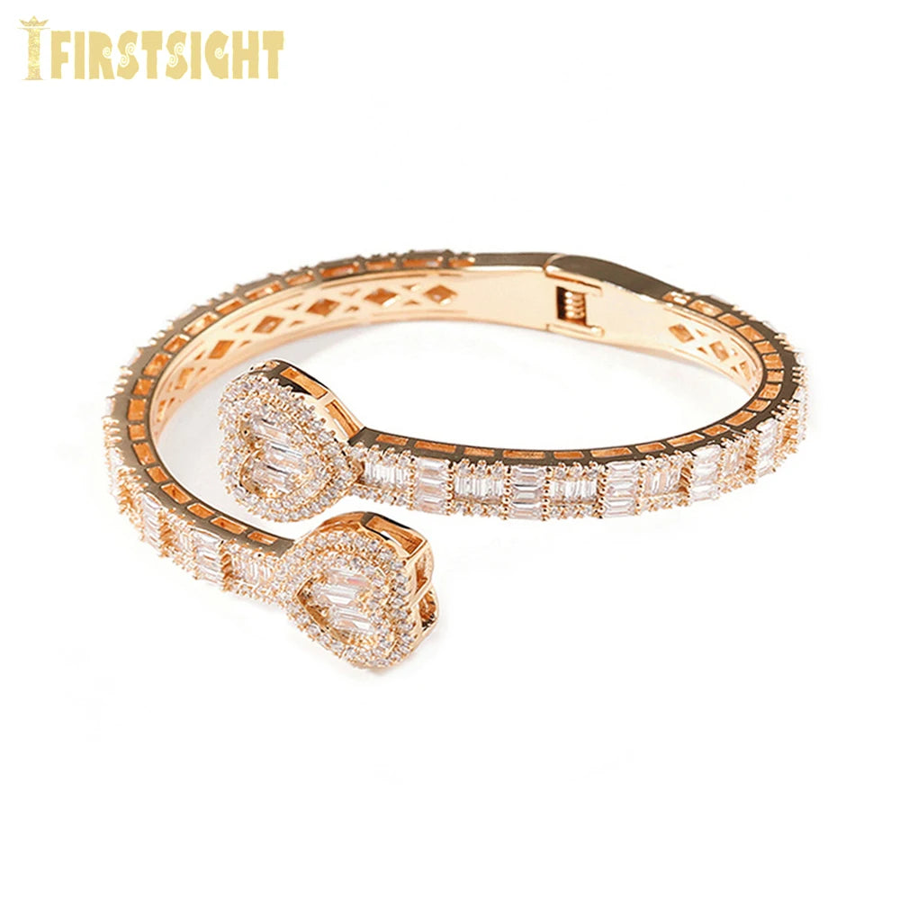 2025 New Iced Out Bling Opened Heart Zircon Charm Bracelet Rectangle AAA CZ Hearts Bangle For Men Women Hiphop Luxury Jewelry