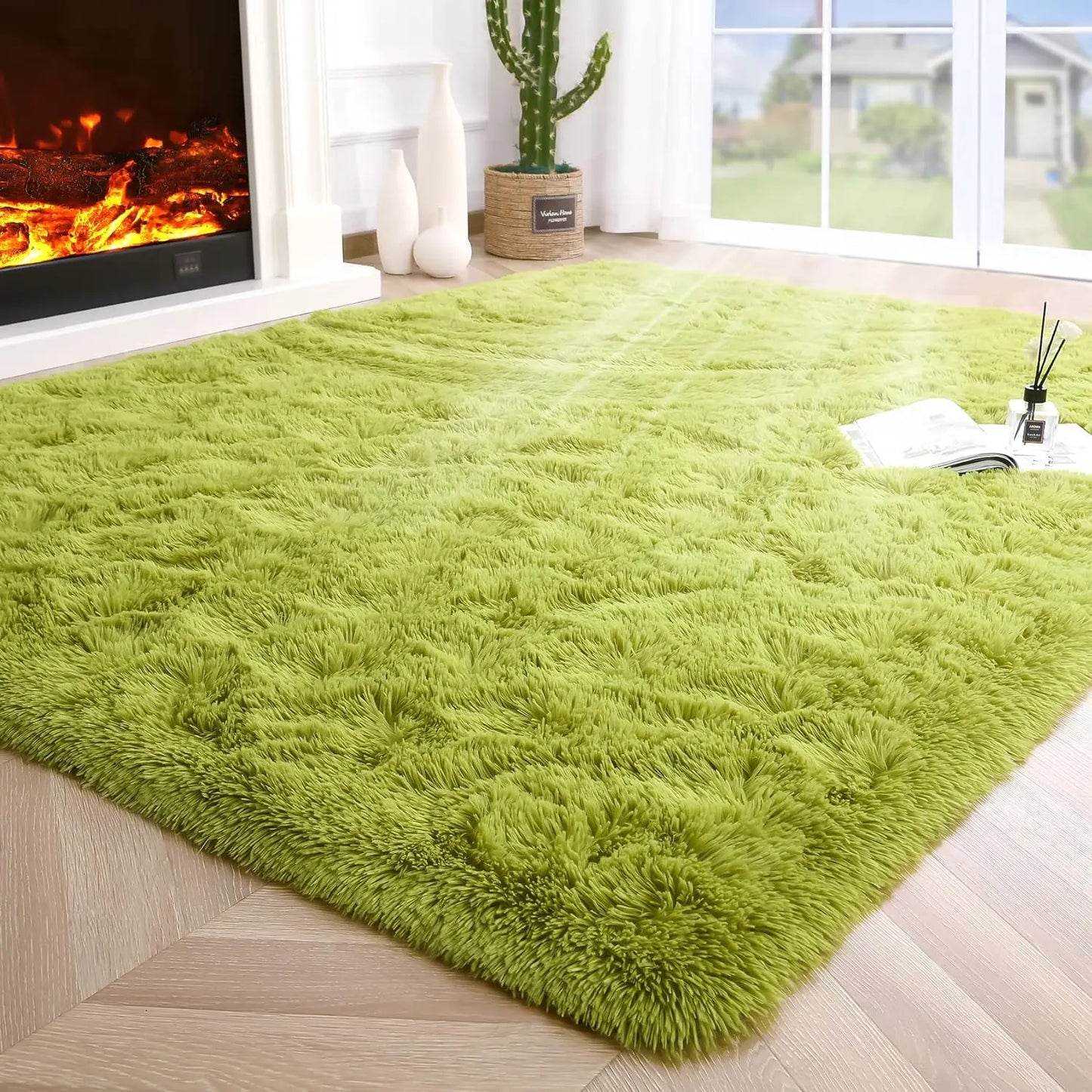 Fluffy Bedroom Rug Carpet Shaggy Fuzzy Rugs for Bedroom Thick Black Area Rugs for Living Room Rugs  for Girls Boys