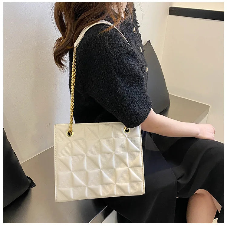 Ladies Fashion Large Capacity Chain Bag Retro Square Tote Bag Diamond Texture Shoulder Crossbody Daily Hundred Underarm Handbag