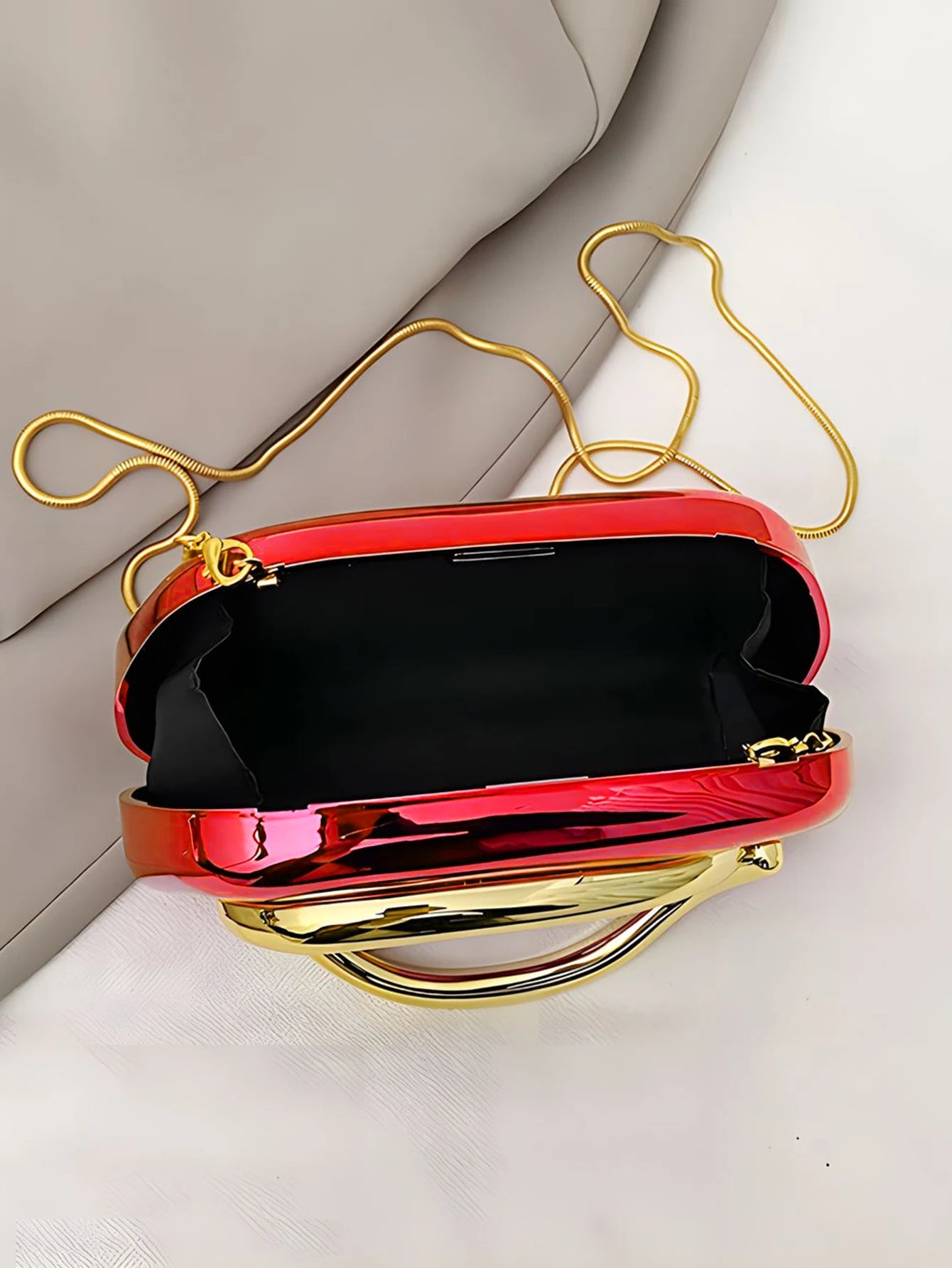 Fashion Elegant Metal Closure Box Shaped Crossbody Bags Women Evening Bags Wedding Mini Ladies Wallet Party Cute Purse ClutchBag