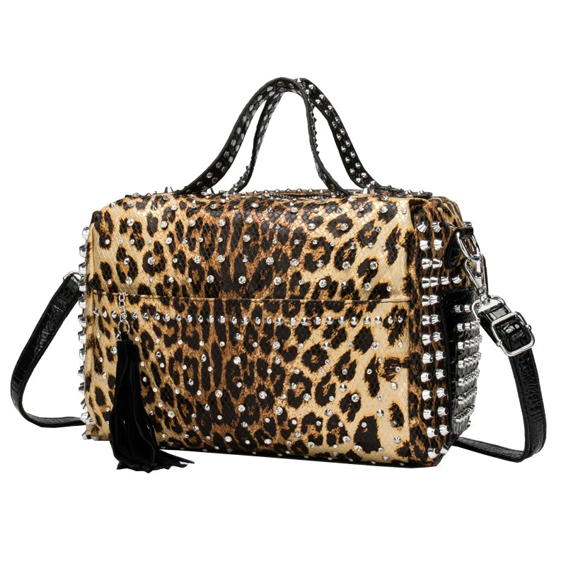 Women's bag luxury designer purses and handbags Shoulder bags vintage Rivet tote bag for women Large capacity travel bag purse