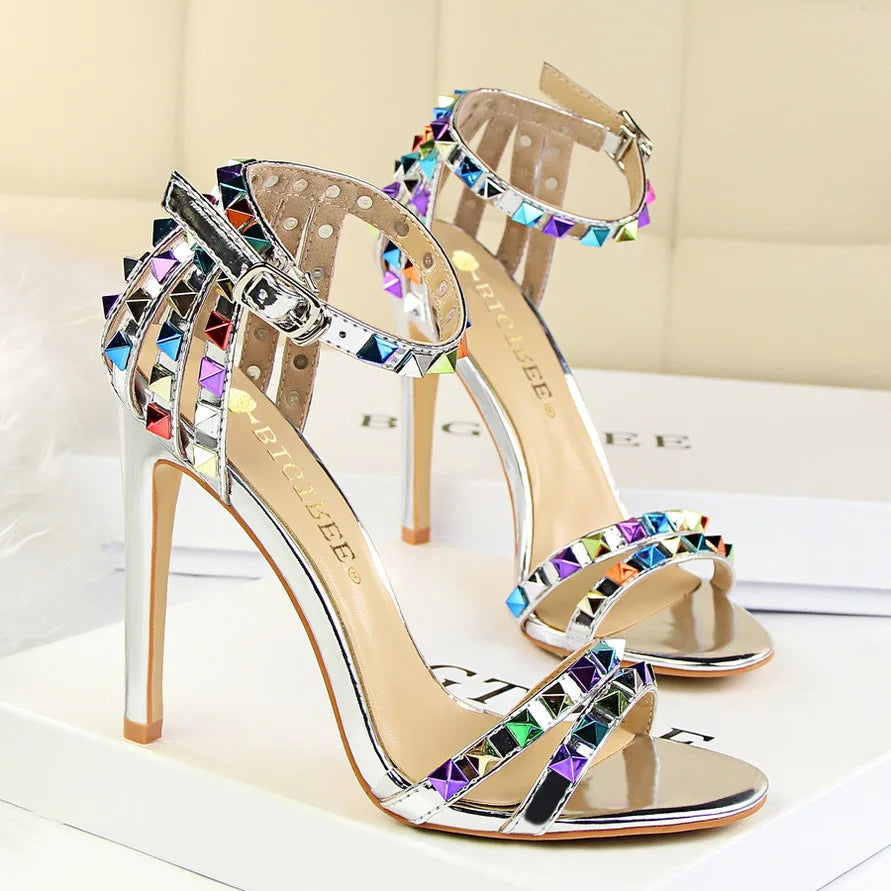 Summer Women Roman High Heels Rivets Studded Sandals Stiletto Gladiator Pumps Open Toe Luxury Shoes Hollow One-word Buckle 267-2