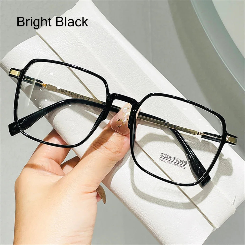 Retro Square Anti-Blue Light Glasses for Women Stylish Clear Frame Anti Radiation Glasses Transparent gafas de sol