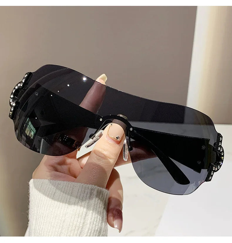 New Women Fashion Y2k Sunglasses Women's Vintage Integrated Surround Sun Glasses Lady UV Protective Eyewear UV400 Oculos De Sol