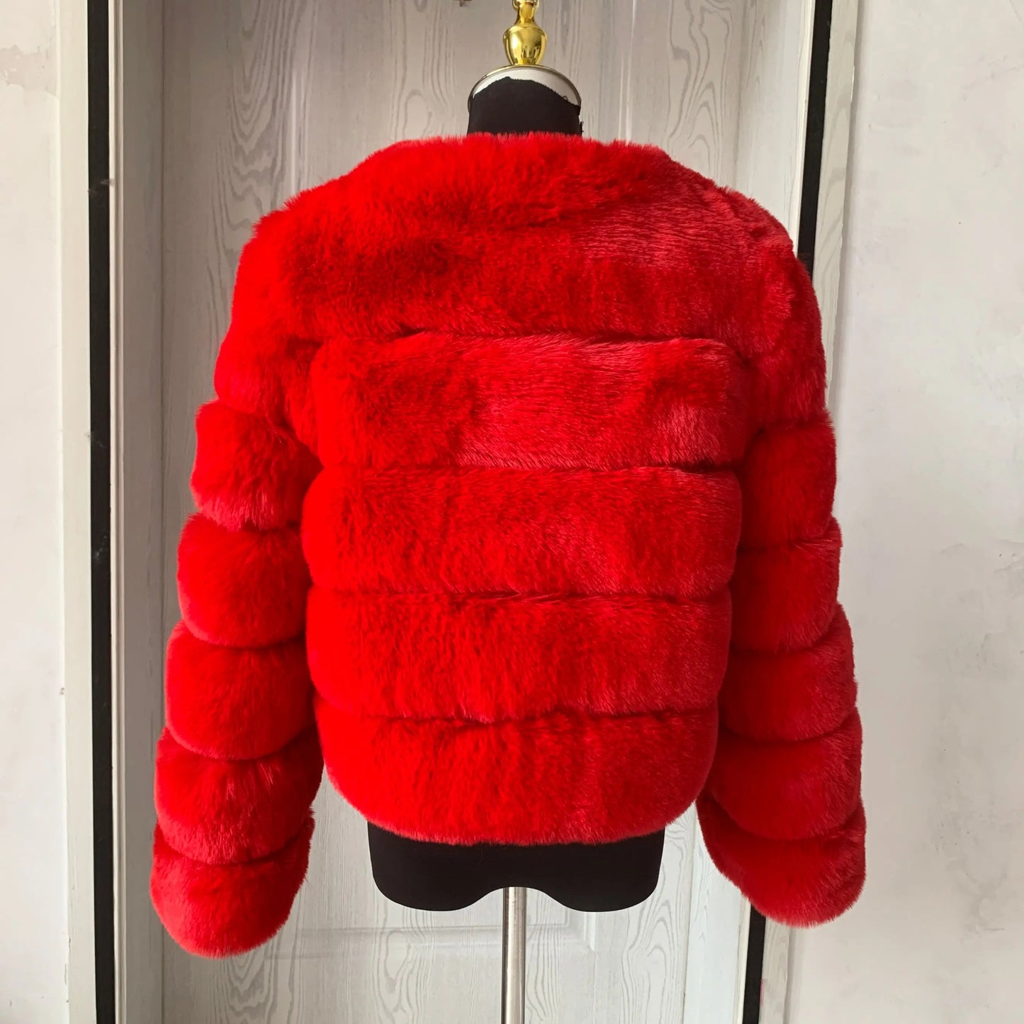Damenmode Kunstpelzmantel superheiß Herbst Winter Damen kurze Kunstfuchsjacke flauschig hohe Qualität 7XL Damen Pelzmäntel
