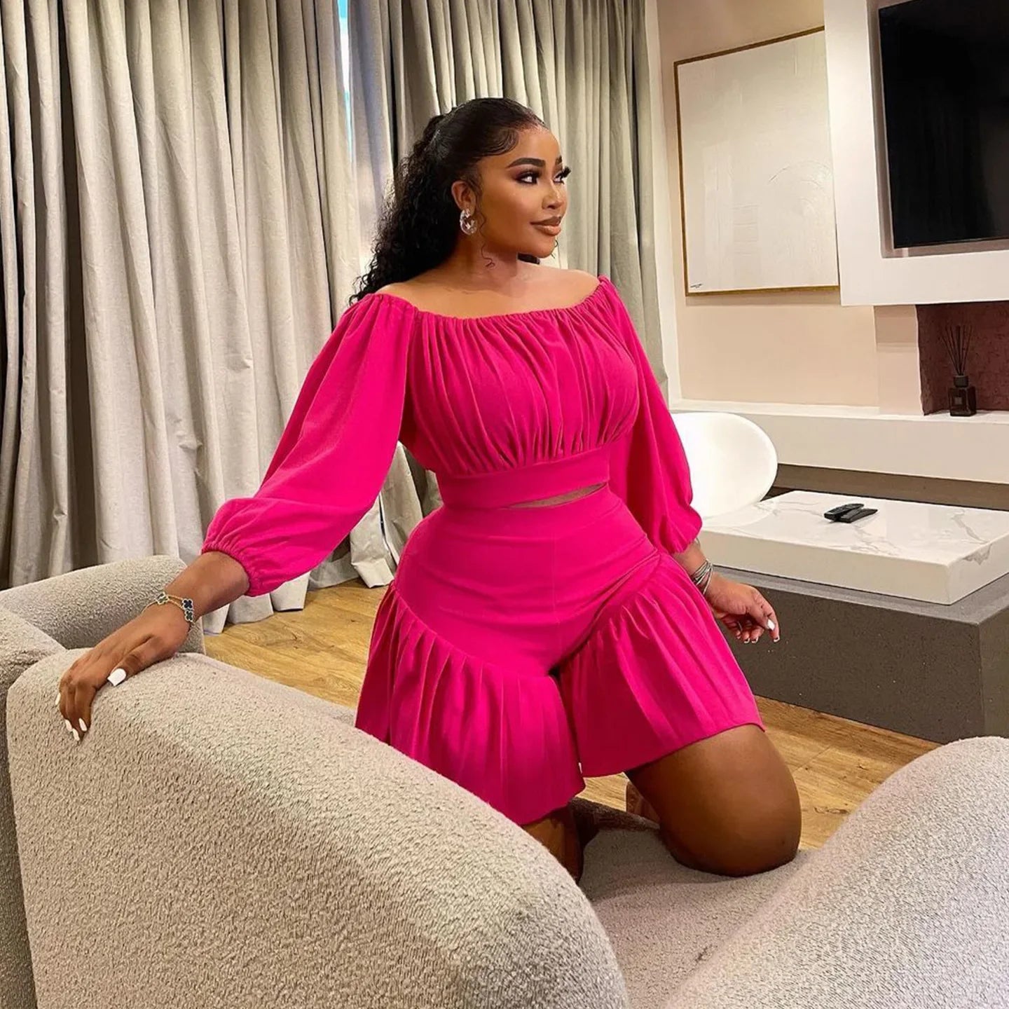Customized Plus Size Women's Set Long Sleeve Slash Neck T-Shirt and Shorts 2025 Summer Ruched Two 2 Piece Set Outfits Tracksuit